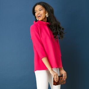 Pomander Place Faye Blouse w/ Back Bow Detail in Fuschia, SZ L EUC